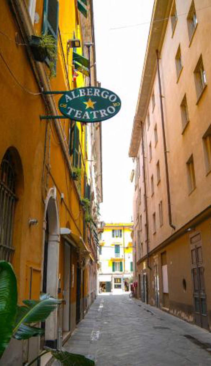 AlbergoTeatro
