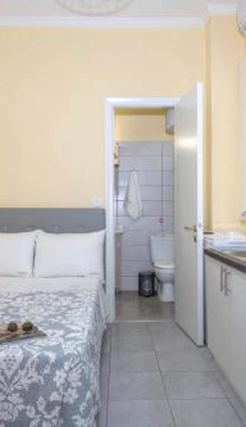 Doritas Studio in Corfu Old Town