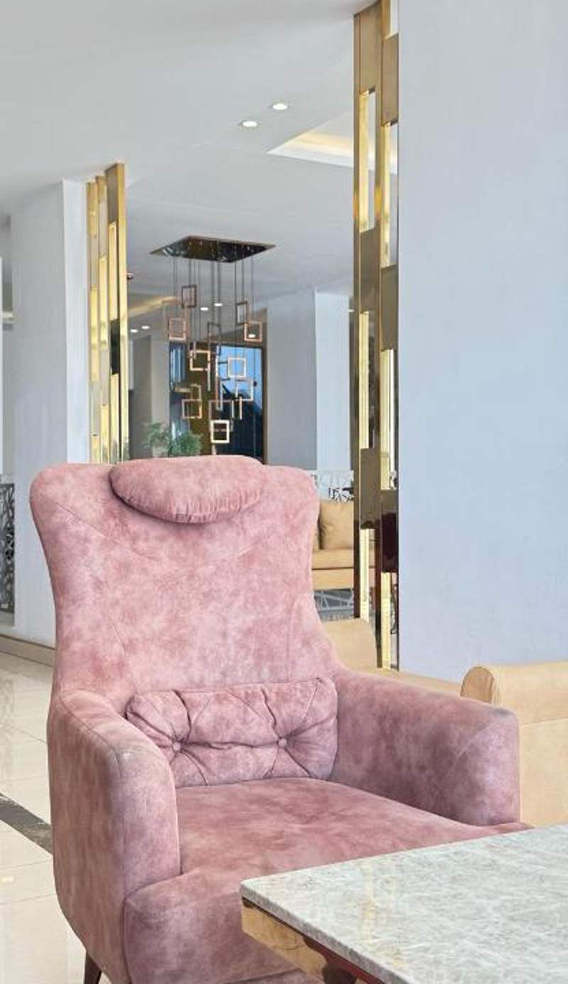 Mass Paradise Hotel