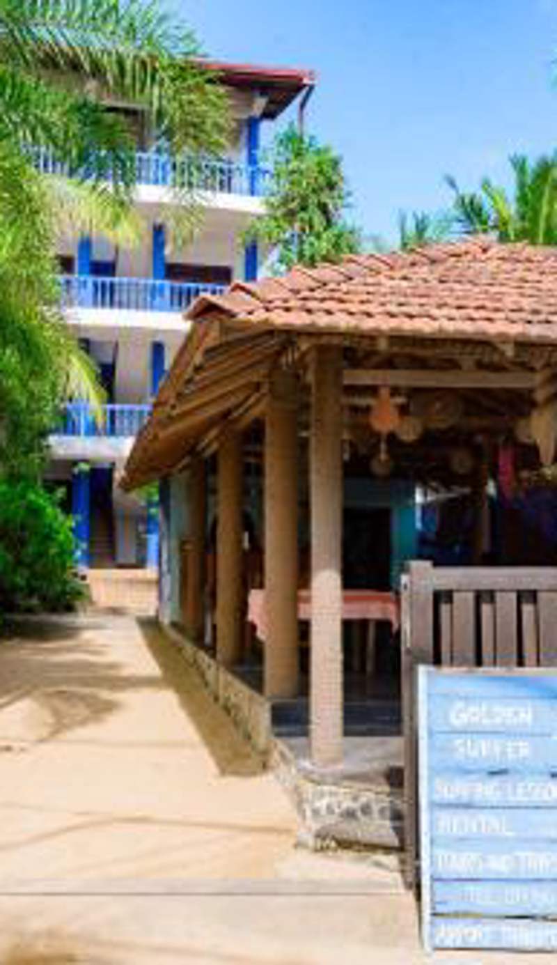 Golden Surfer Beach Hotel