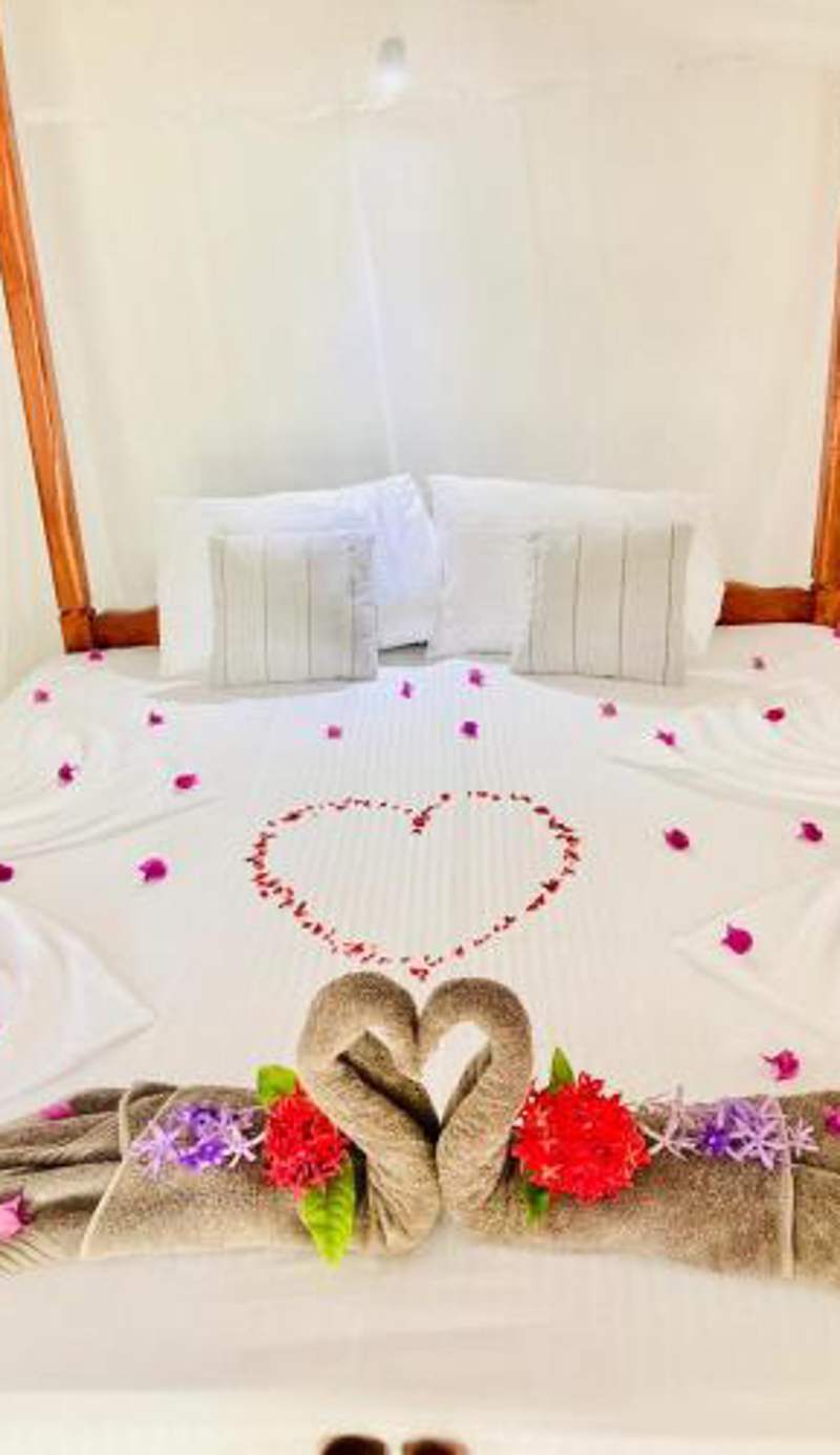 Dilena Beach Inn