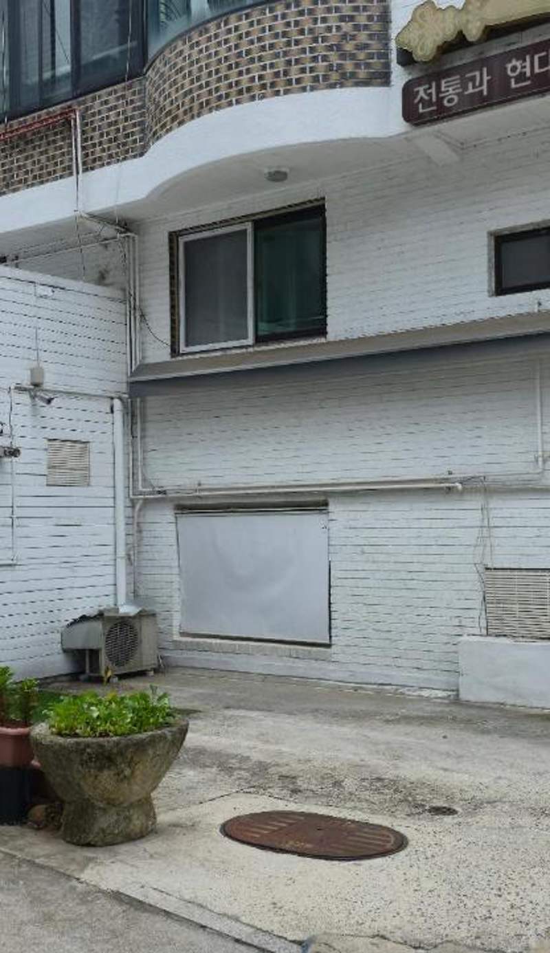 Jun Guesthouse