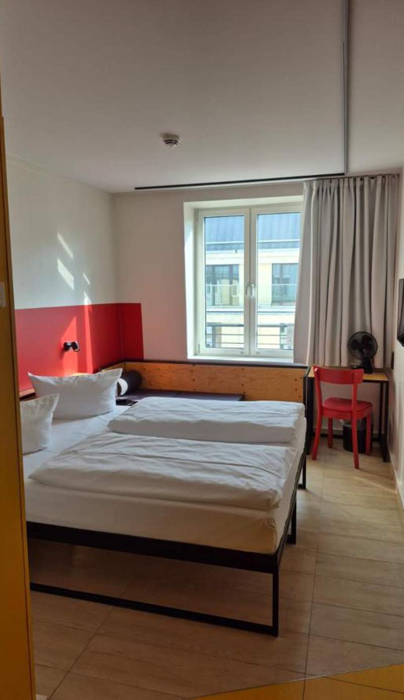 MEININGER Hotel Leipzig Hauptbahnhof