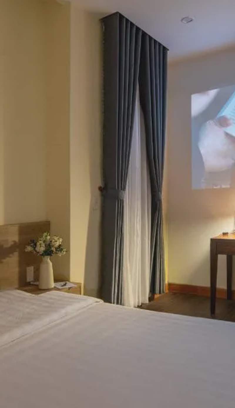Shine Hue Hotel 2