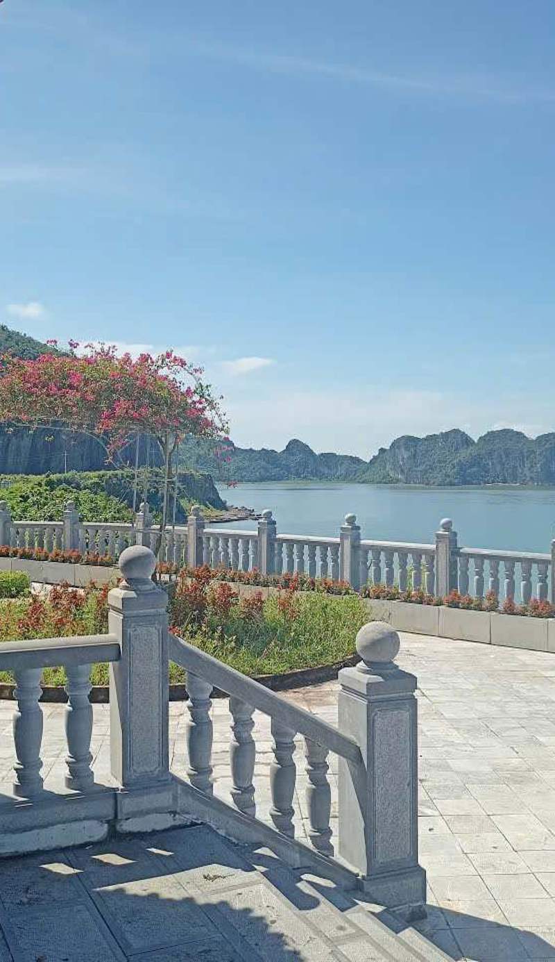 Catba Island Hotel