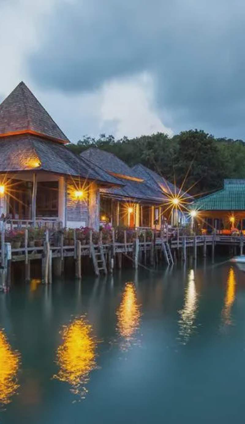 Salakphet Resort