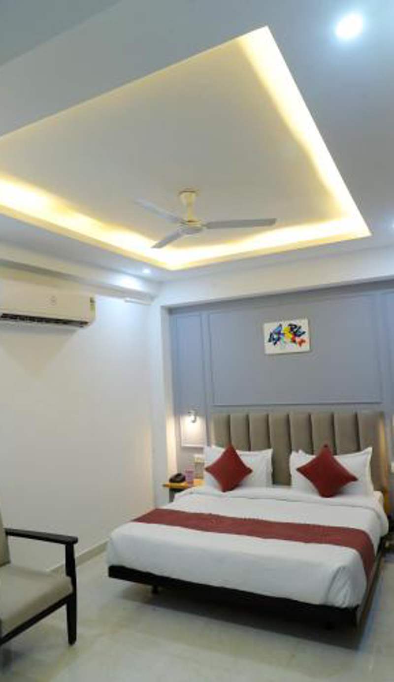 Hotel Mavens House Artemis Hospital Road