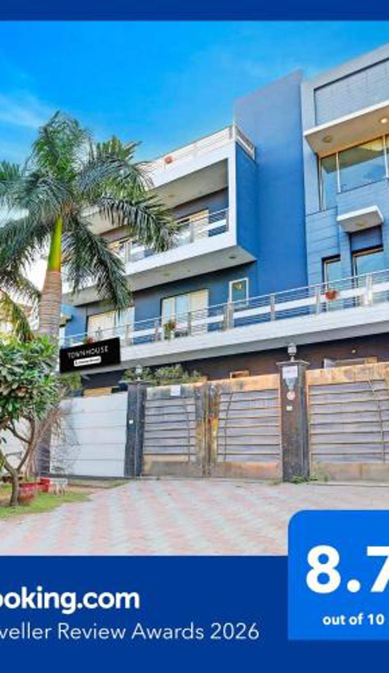 Super Townhouse Sector 49 Sohna Road