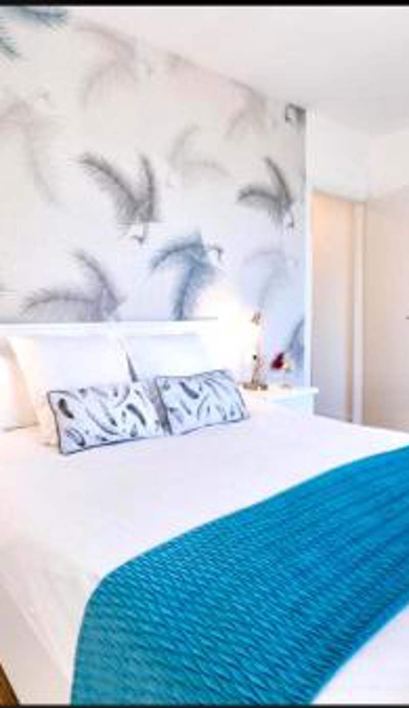 Lora luxury suite 4, free private parking, self check-in, air conditioner