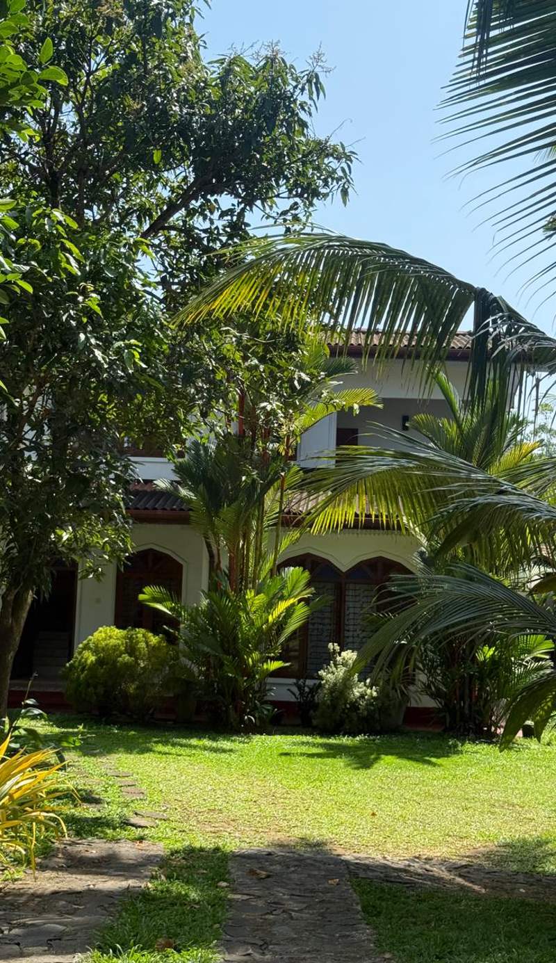 Stuti Villa