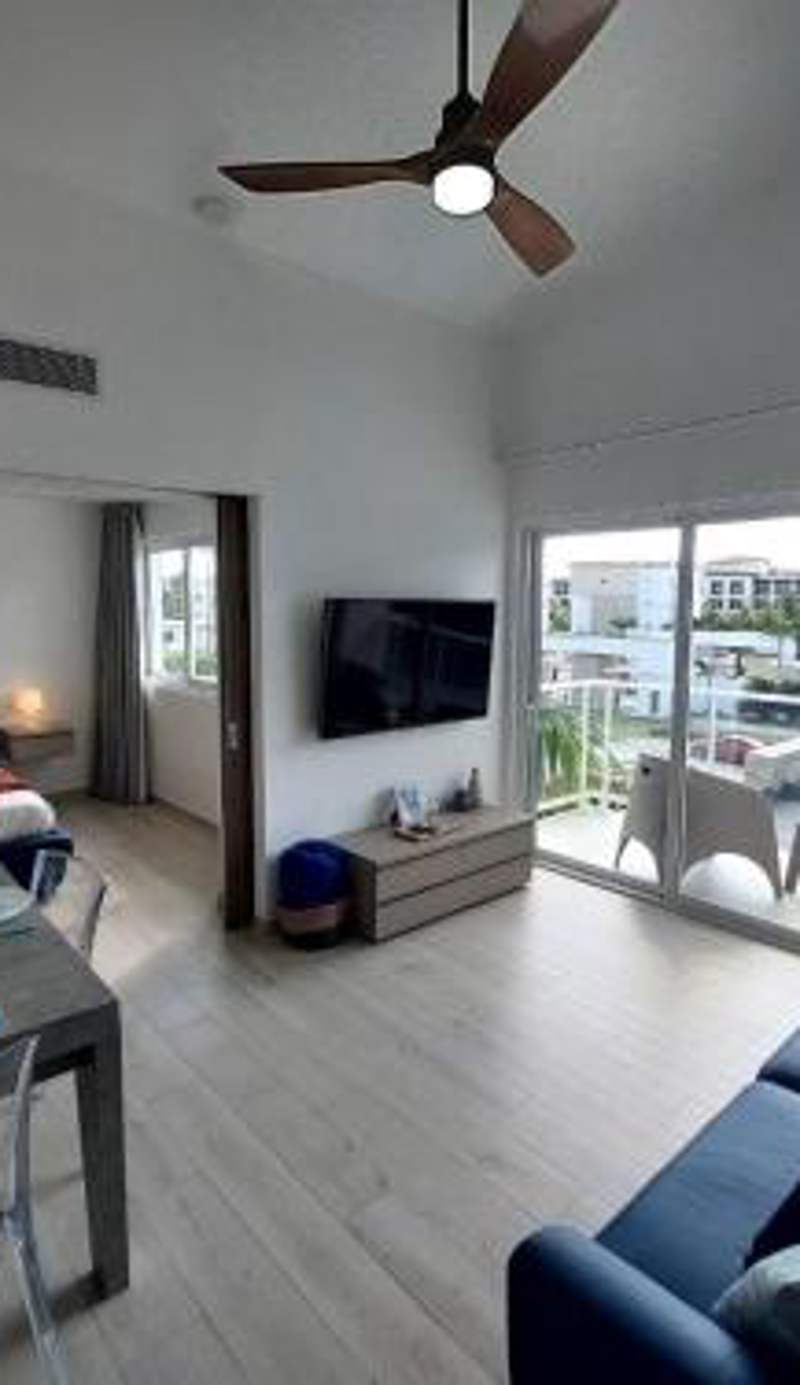Seaside Luxury 1BDR Condo Paseo Playa Coral D-306
