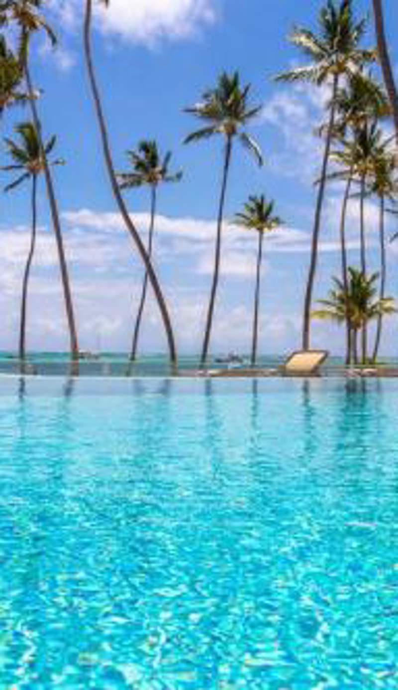 Elegant Seaside Retreat | Playa Coral
