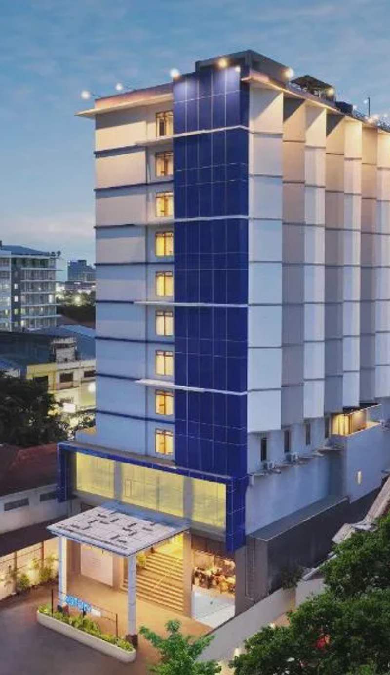 Aston Inn Pantai Losari Makassar