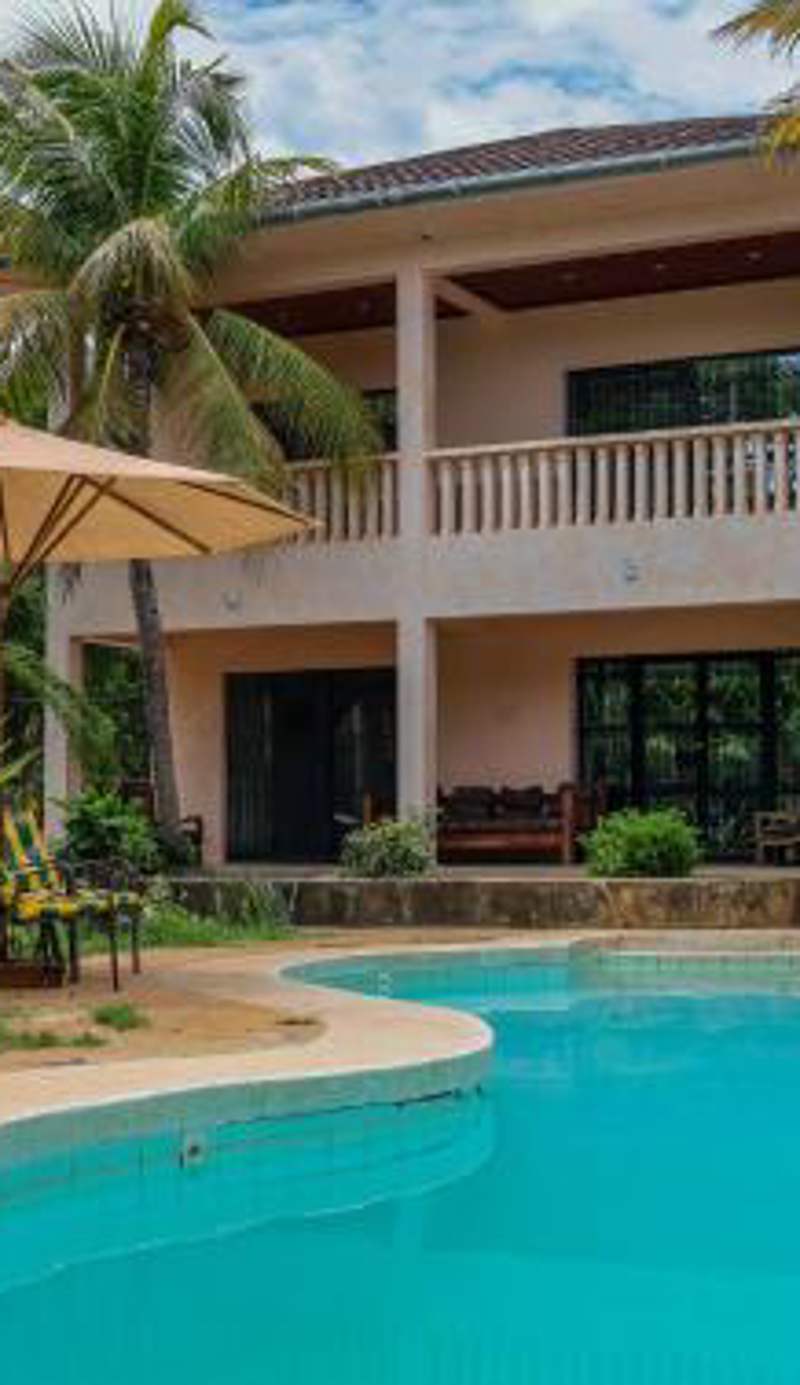 Tradewinds Lodge