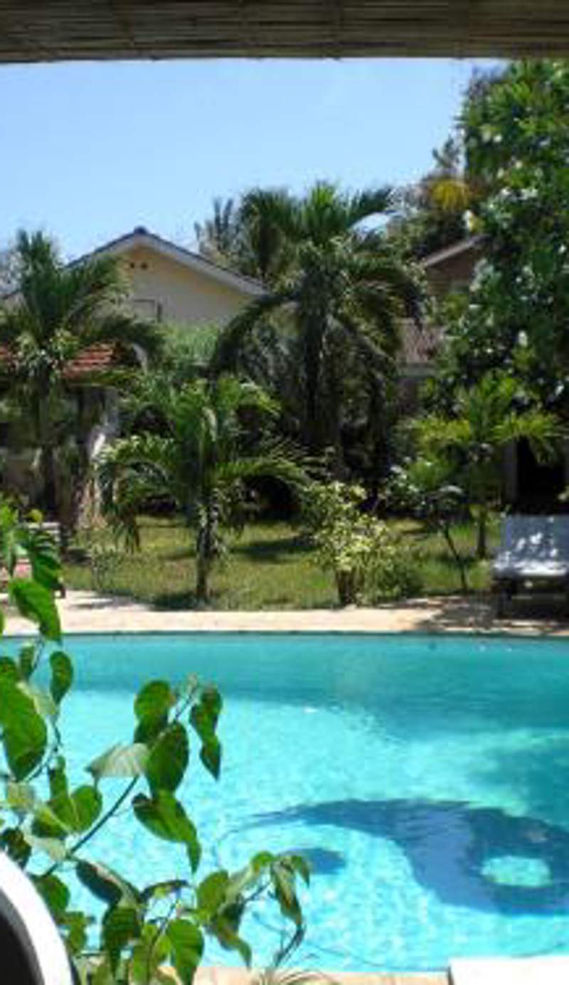 Frangipani Cottages