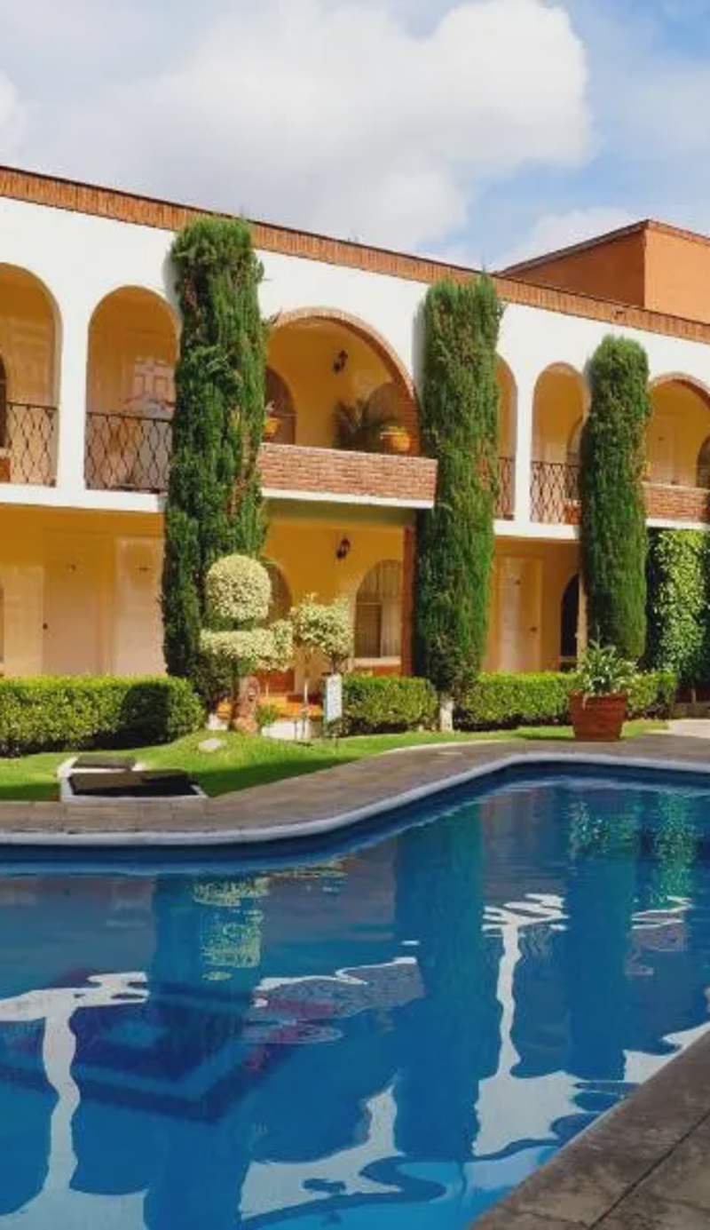 Hotel & Suites Villa del Sol