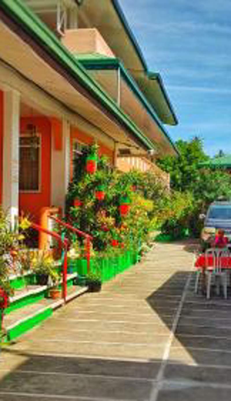 WHITE BEACH GUEST HOUSE