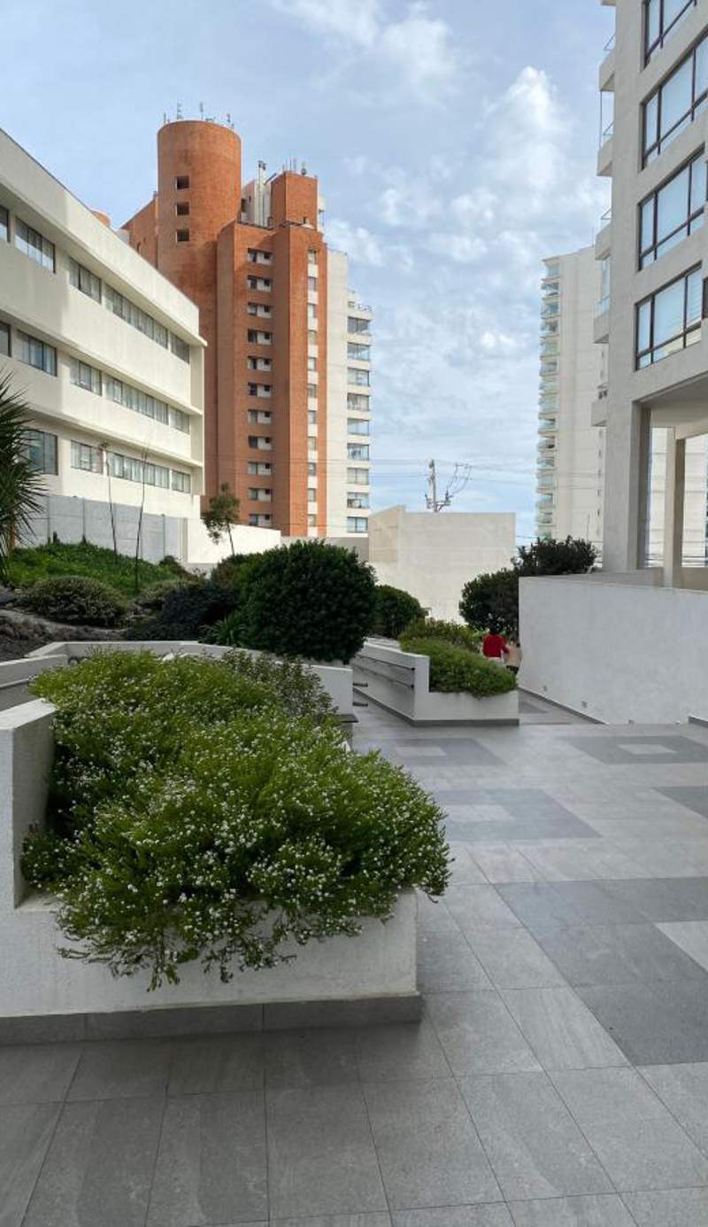Eluchans Plaza 2
