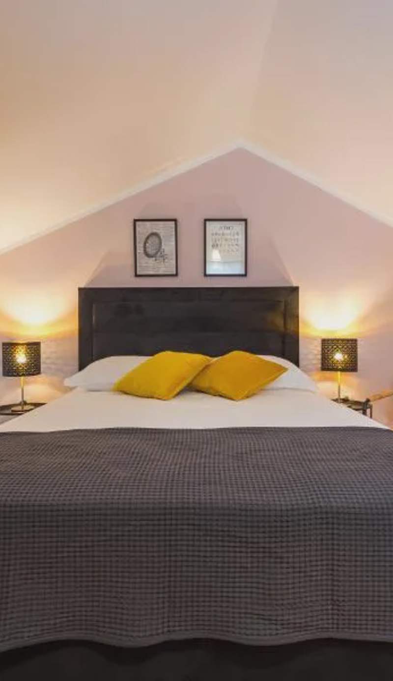 Couple getaway apartments