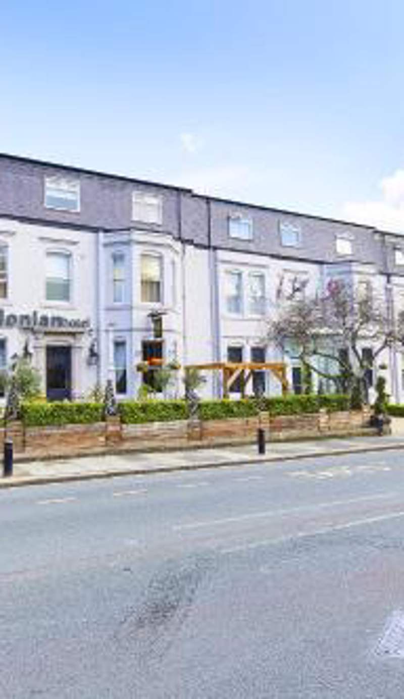 Caledonian Hotel