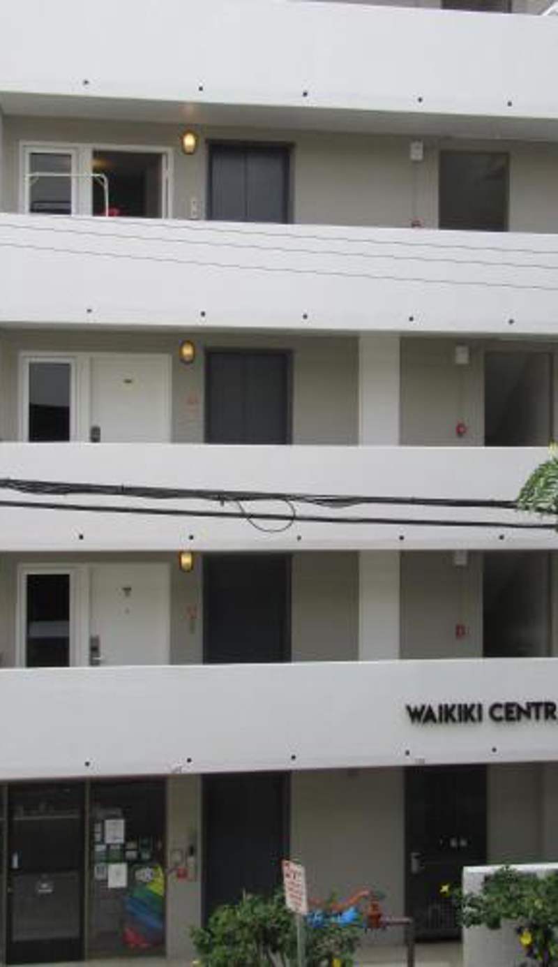 Waikiki Central Hotel - No Resort Fees