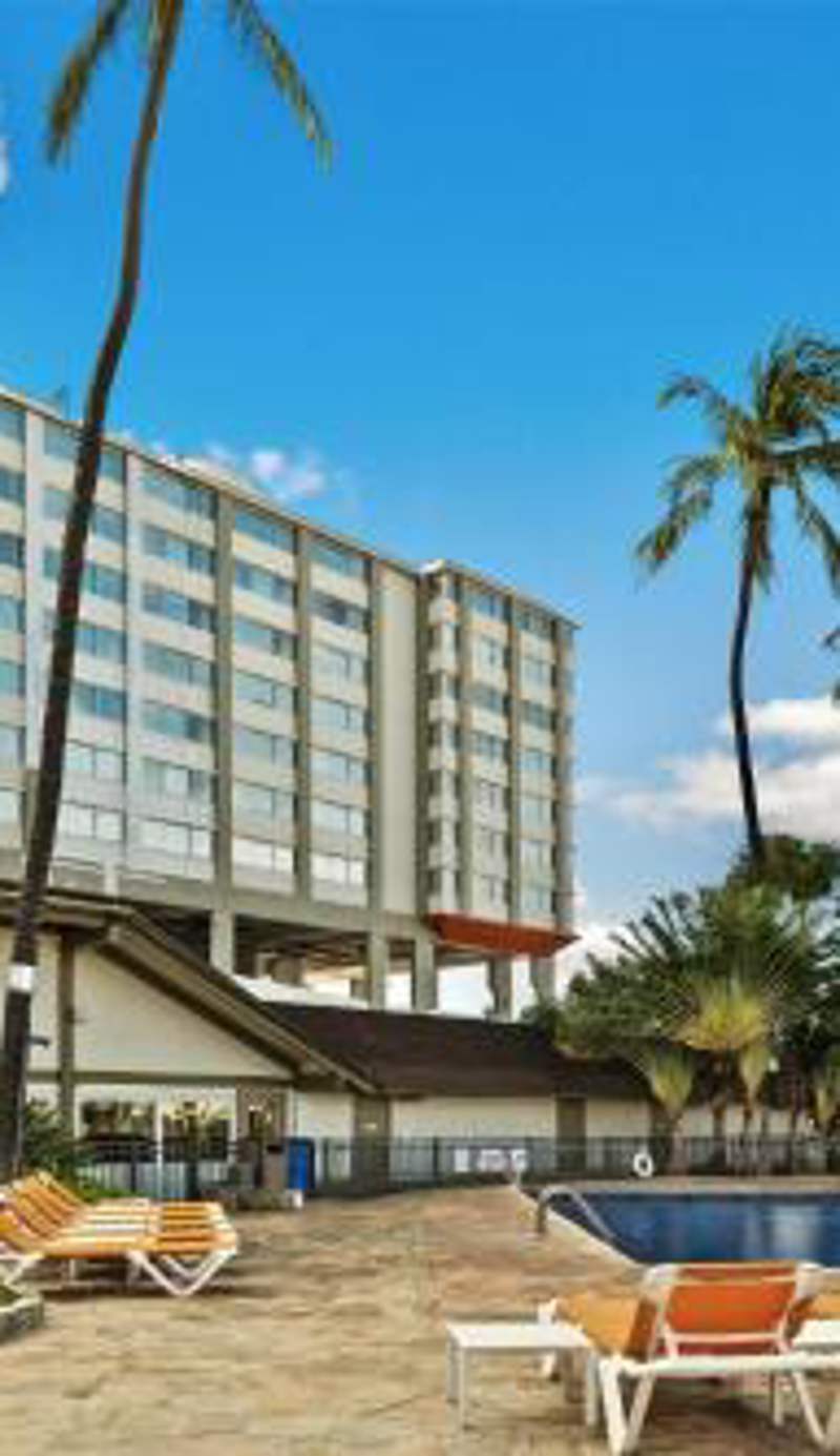 Best Western The Plaza Hotel Honolulu Airport - Free Breakfast