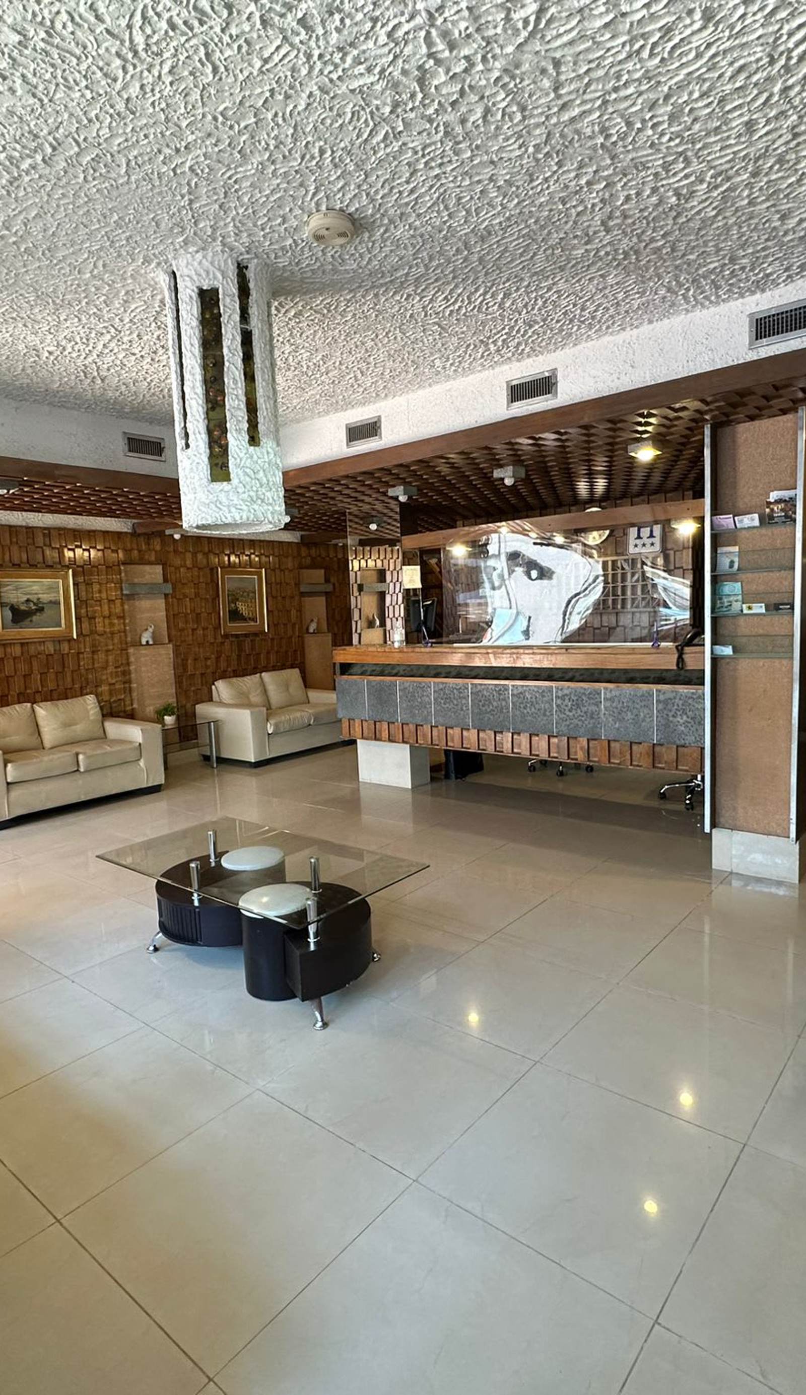 Shelton Hotel