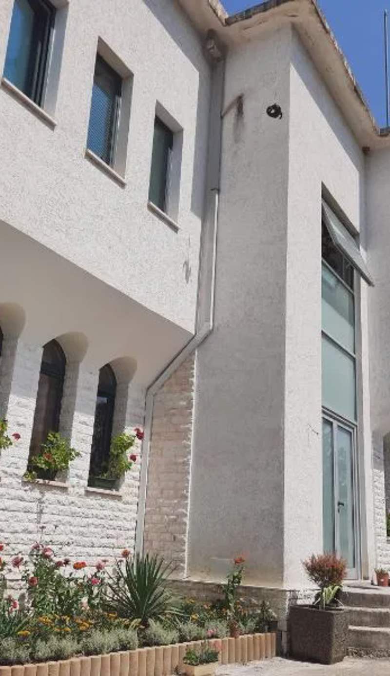 Guesthouse "PELIVANI"