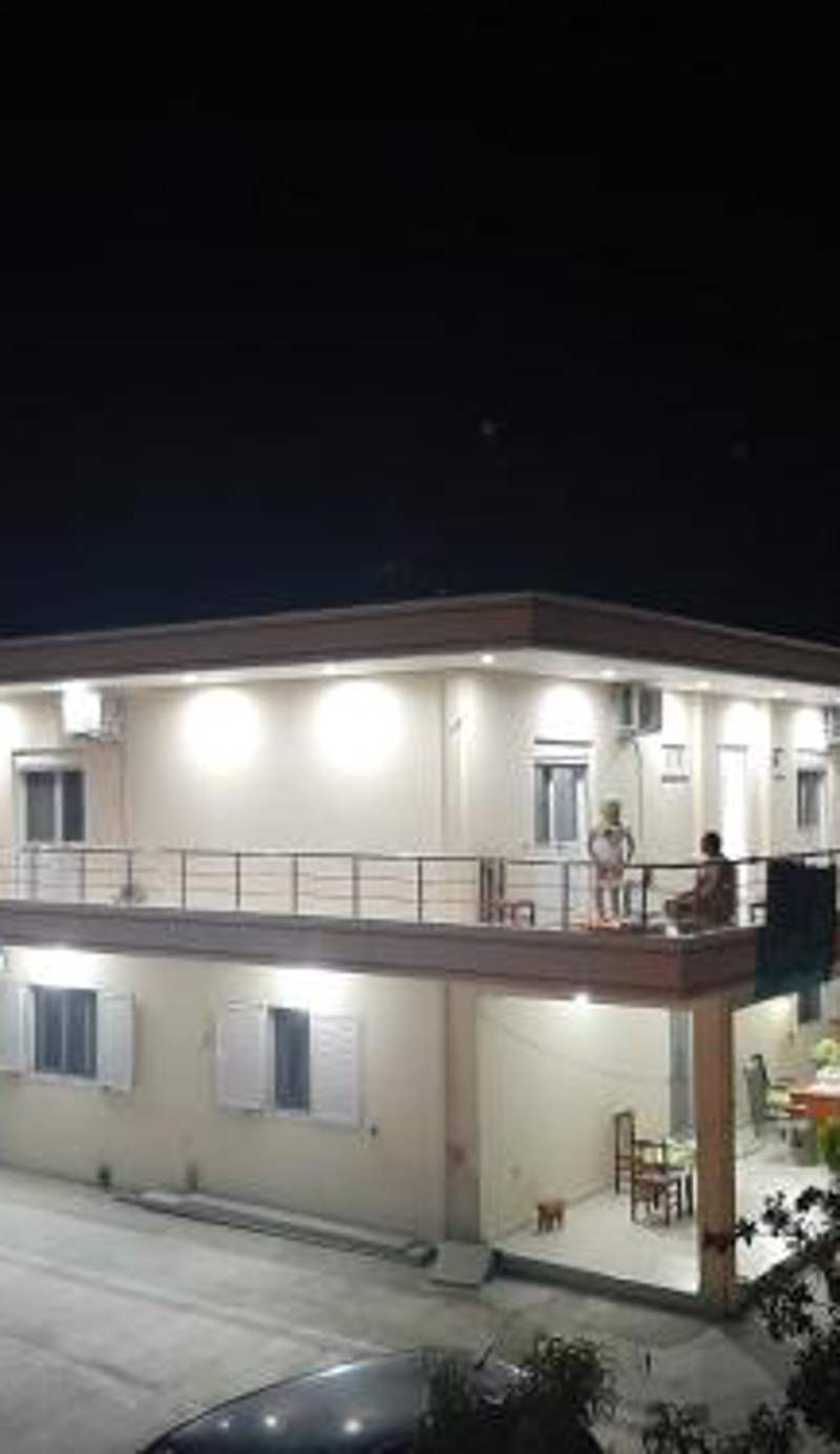 Dhoma Plazhi Nefeli