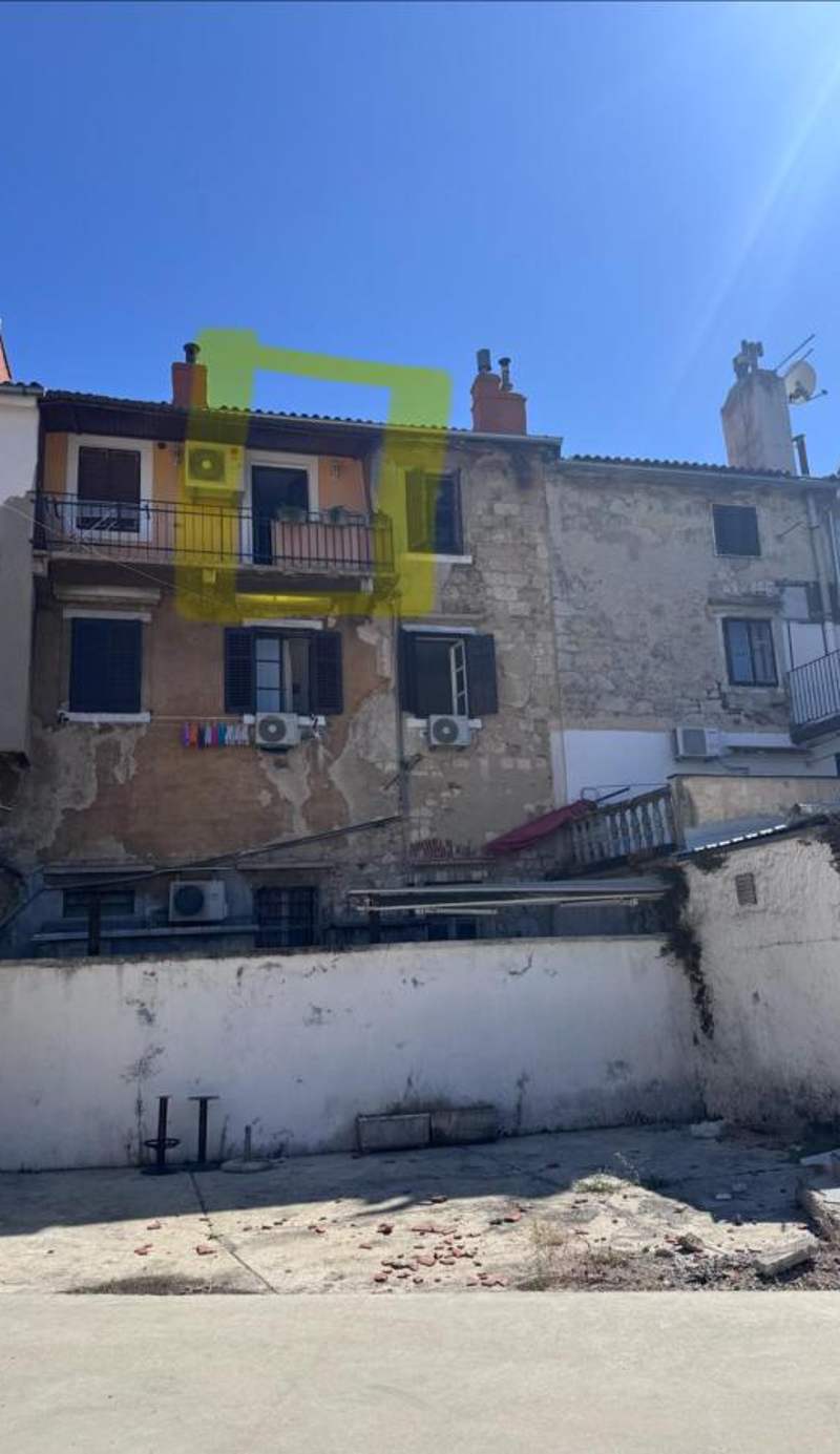 Hostel Kvarner-Rooms with private bathrooms& Dorms