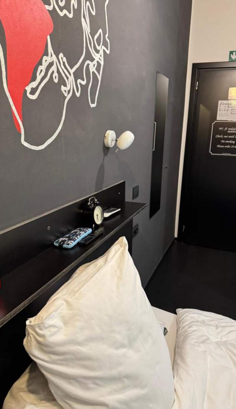 Apartments & rooms ONE WORLD