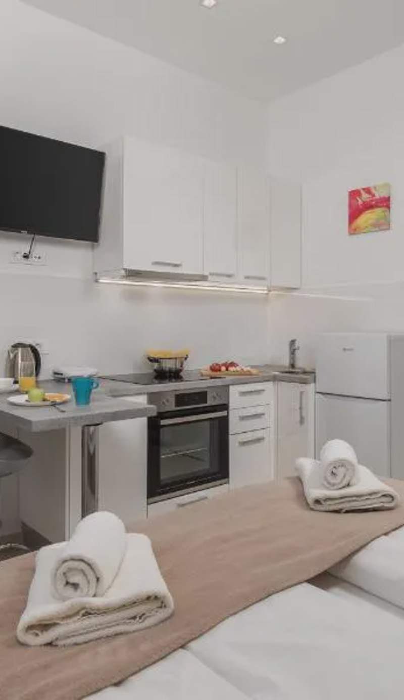 Lux Apartments