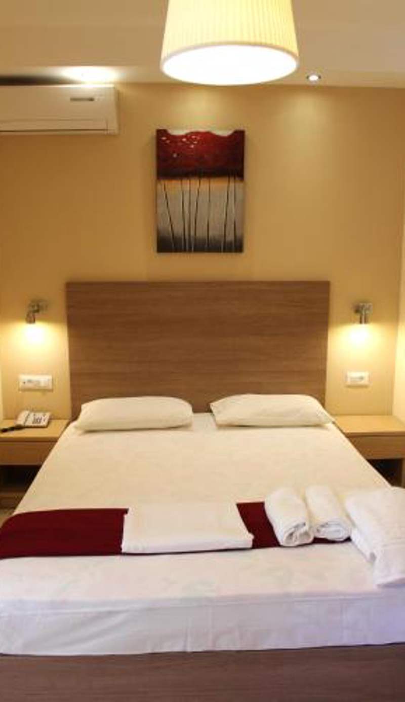 Philoxenia Hotel & Studios