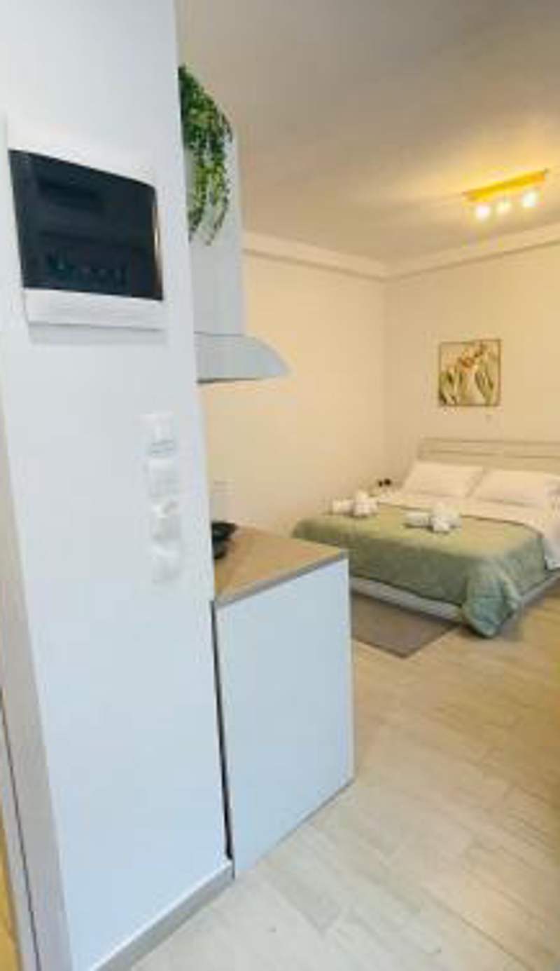 Studio 87