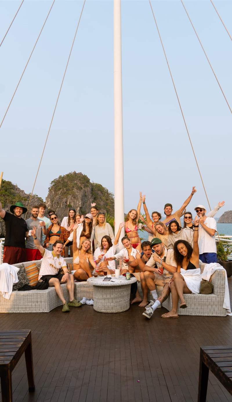The One Hostel & Rooftop Bar Catba