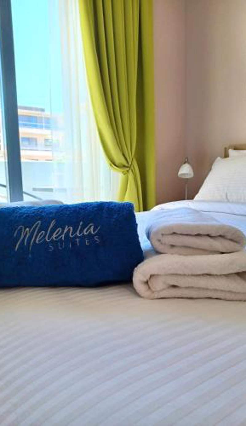 Melenia Suites