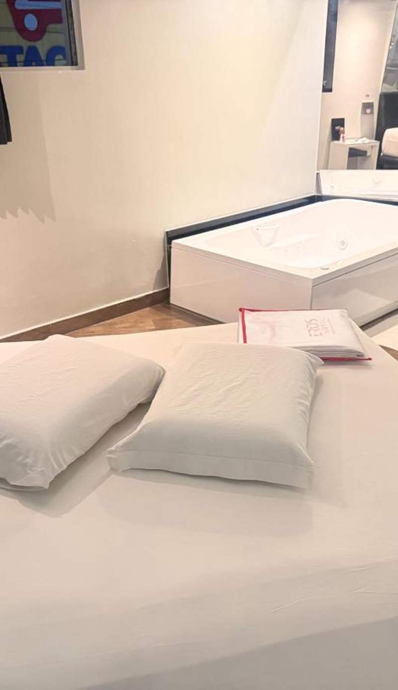 Eros Hotel - Adult Only