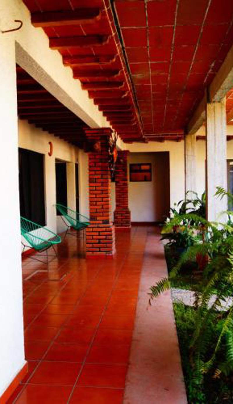 Hospedaje La Hoja
