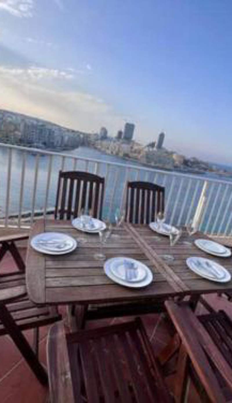Stylish Sliema Apt with Stunning Sea Views