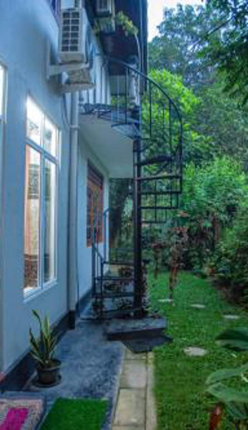 SUPERFINE Apartment