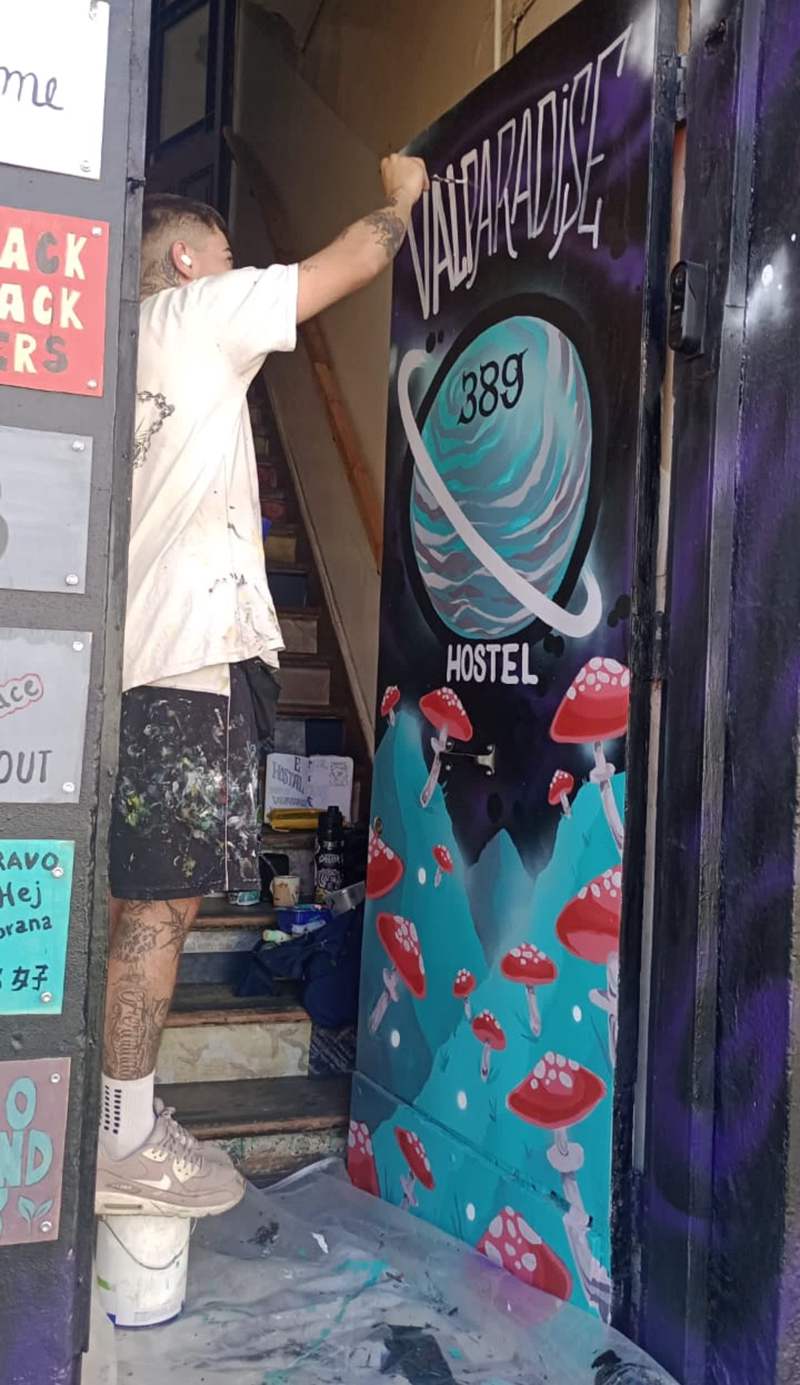 Valparadise Hostel