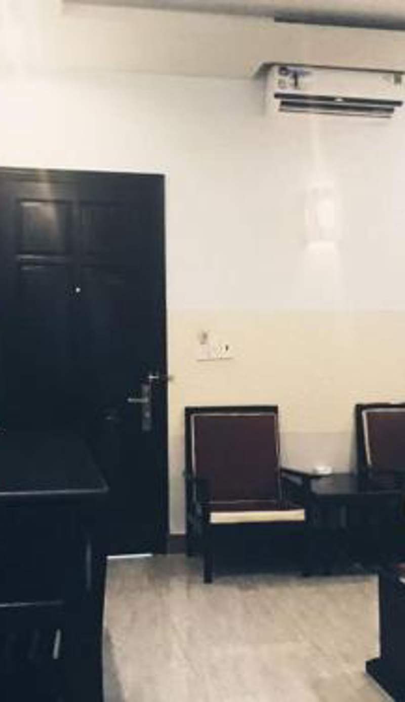 DONA Hotel