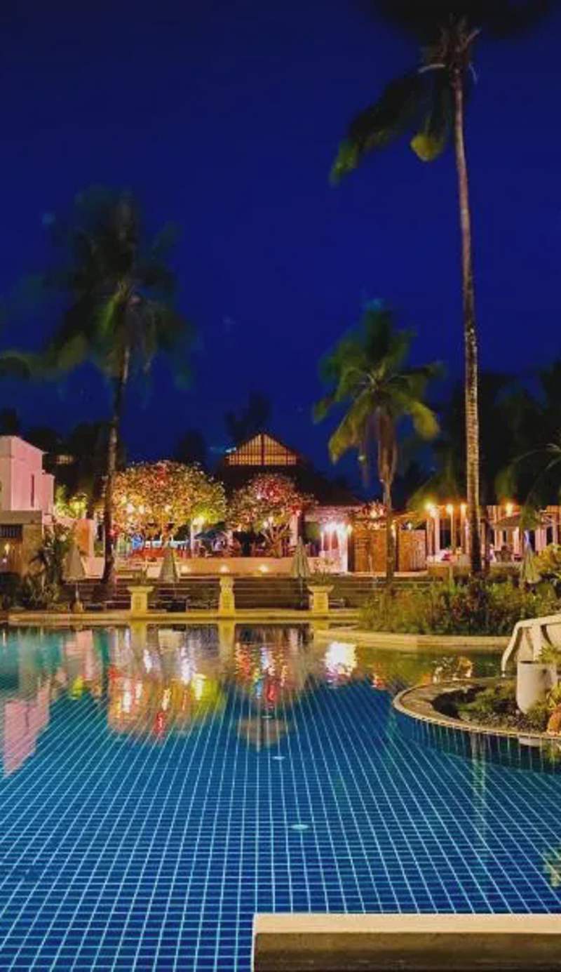 Palm Galleria Resort