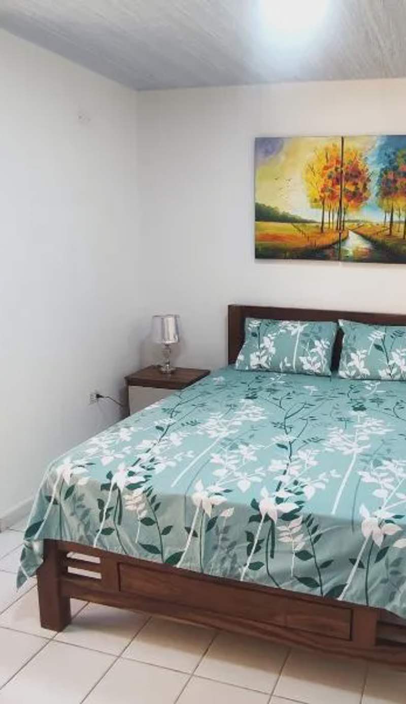 Apartamento completo en Santa Cruz - C