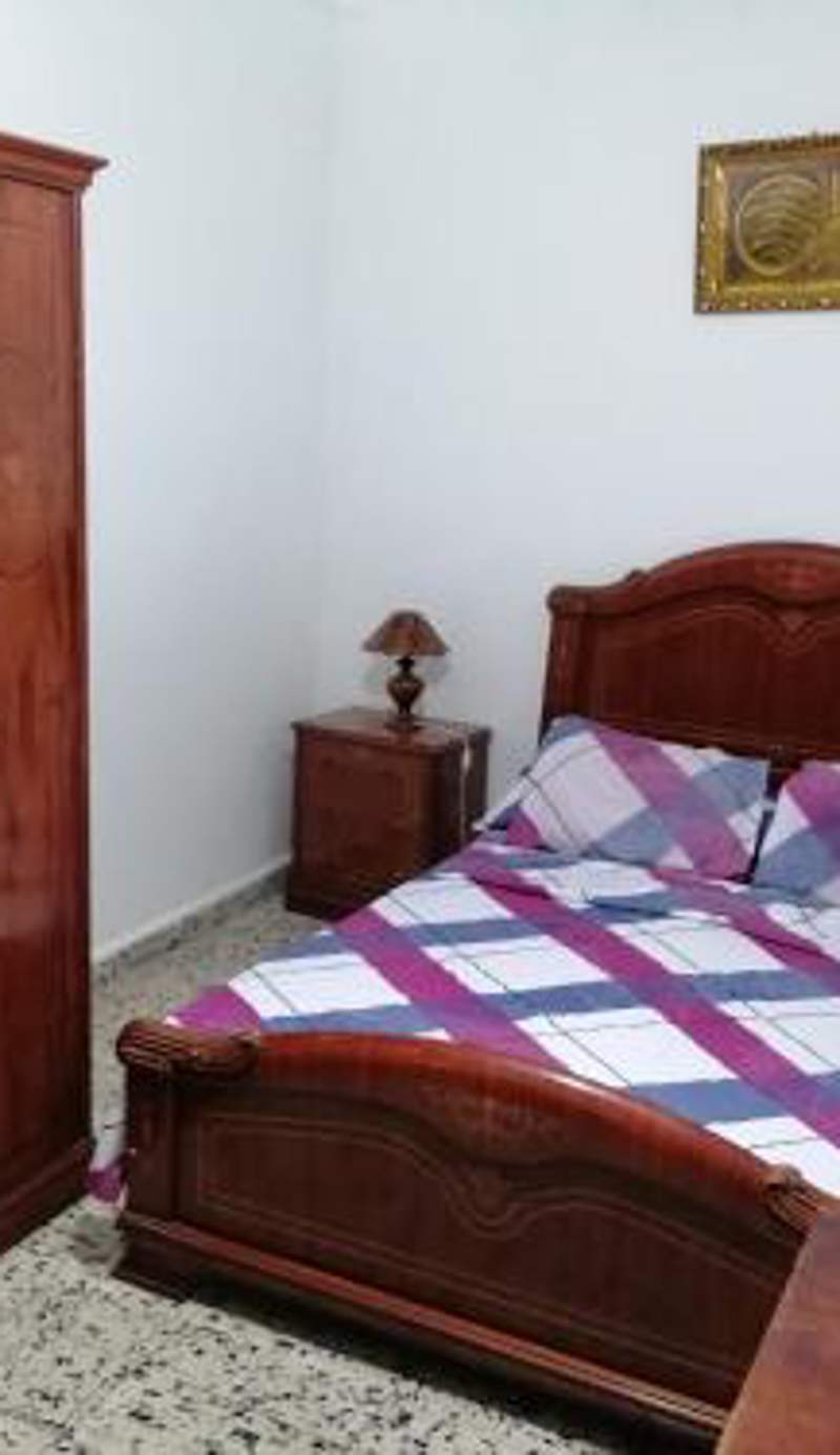 Apartamento renovado céntrico zona Hamama solo familias