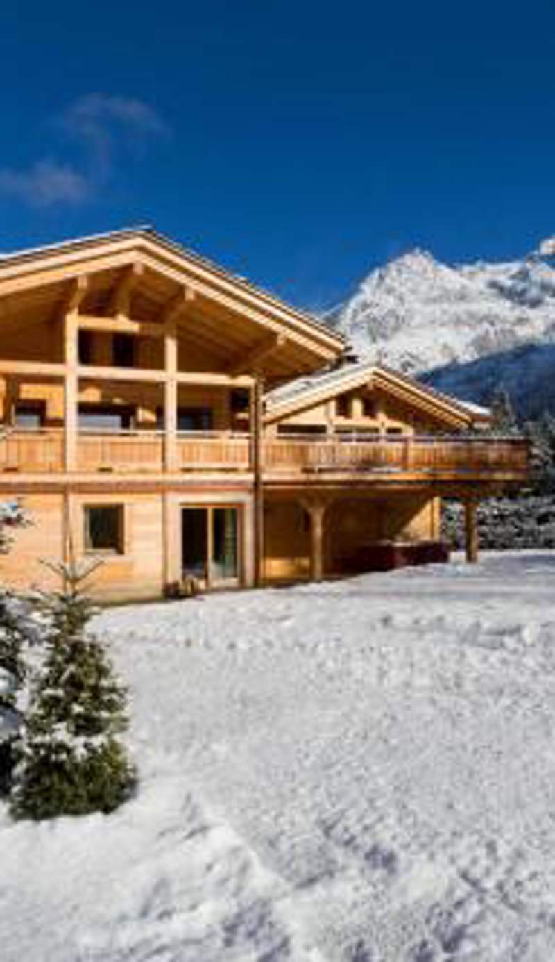 Chalet Isabelle Mountain lodge 5 stars 6 bedroom en suite sauna spa inox