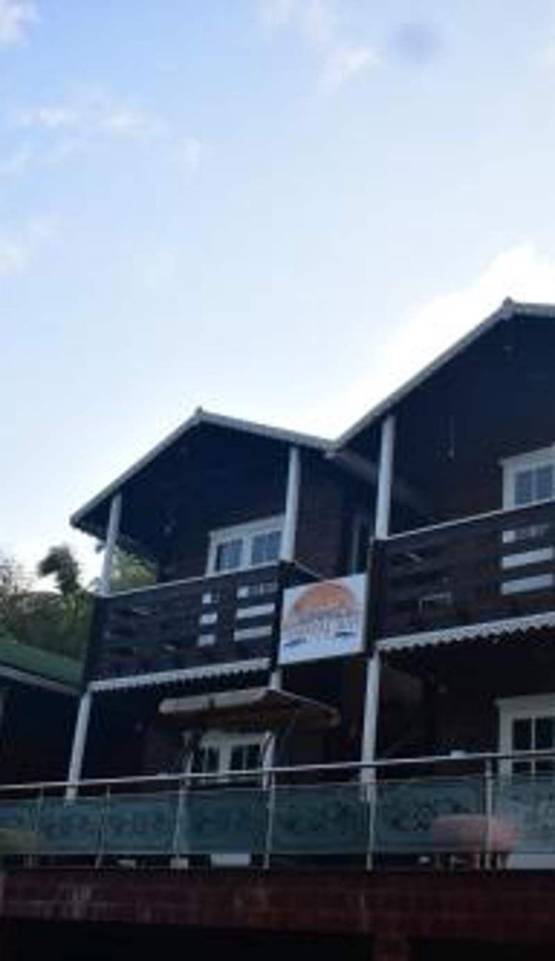 Coastal Bay Inn Resort