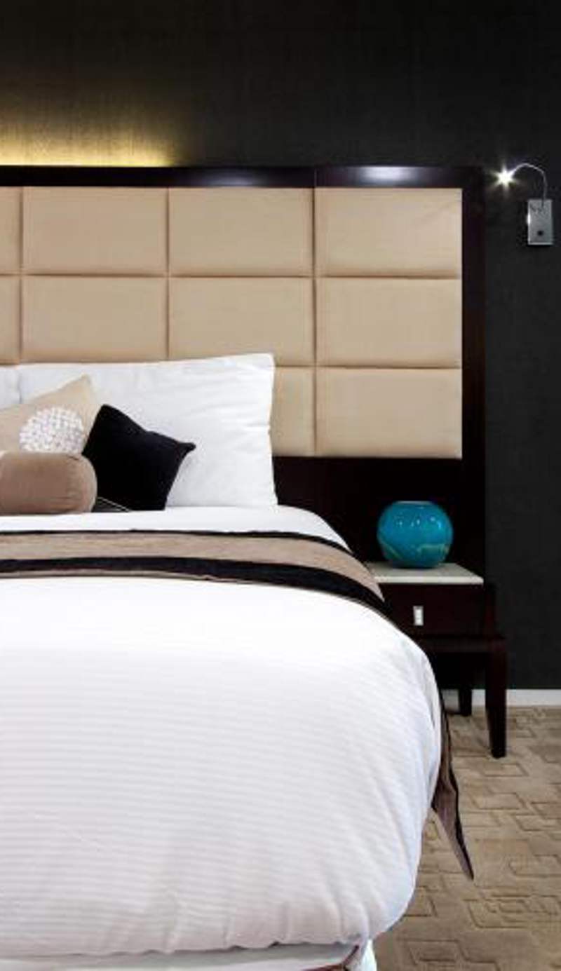 VR Queen Street Hotel & Suites