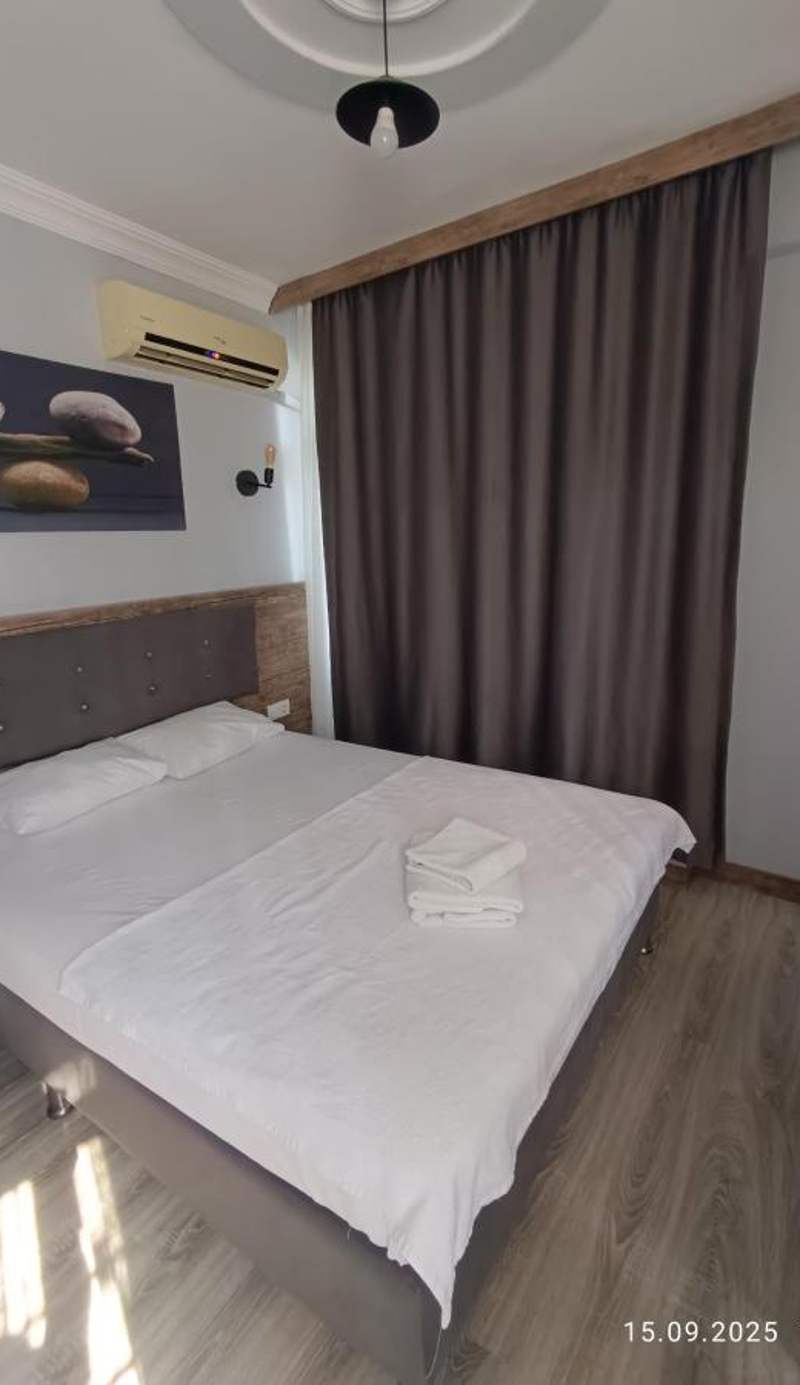 Seven City Hotel