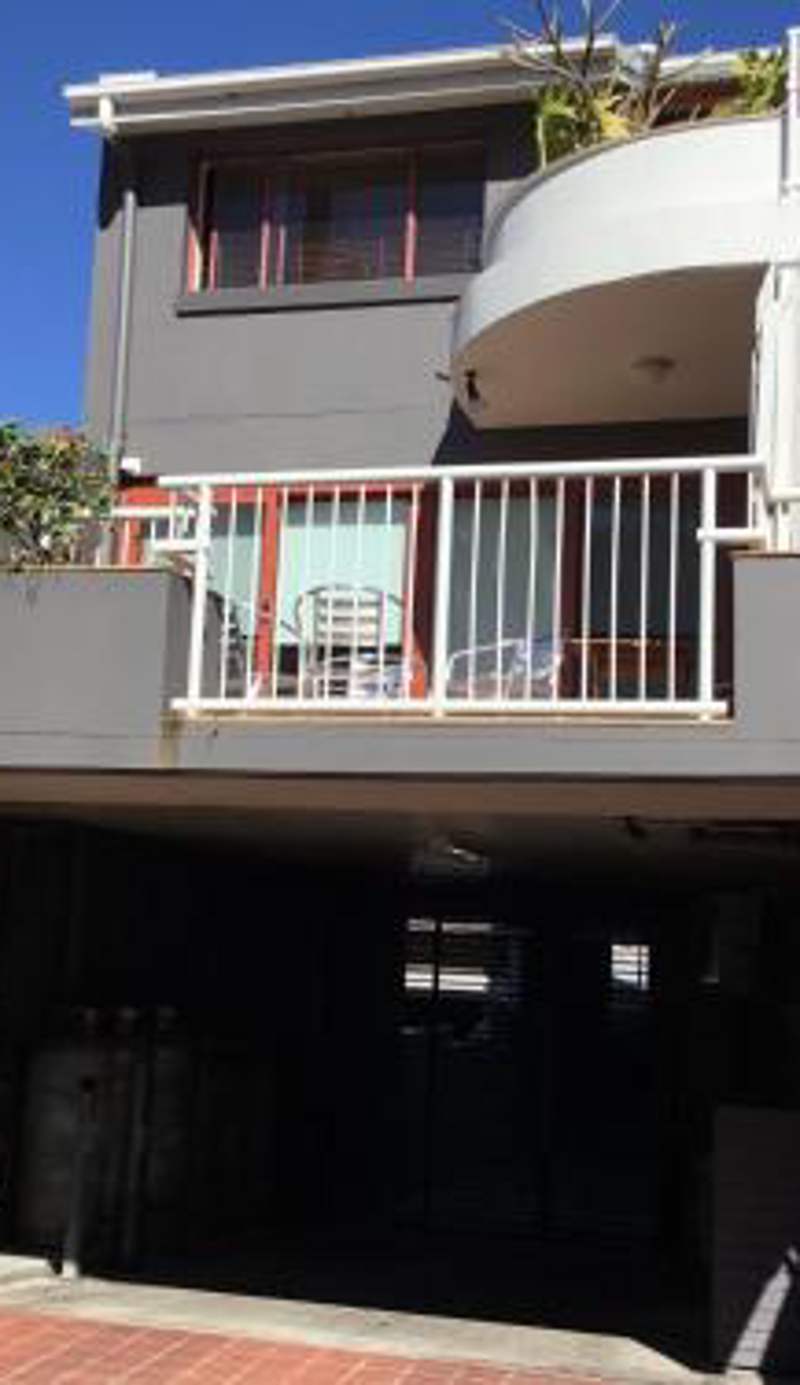 Byron Beach House